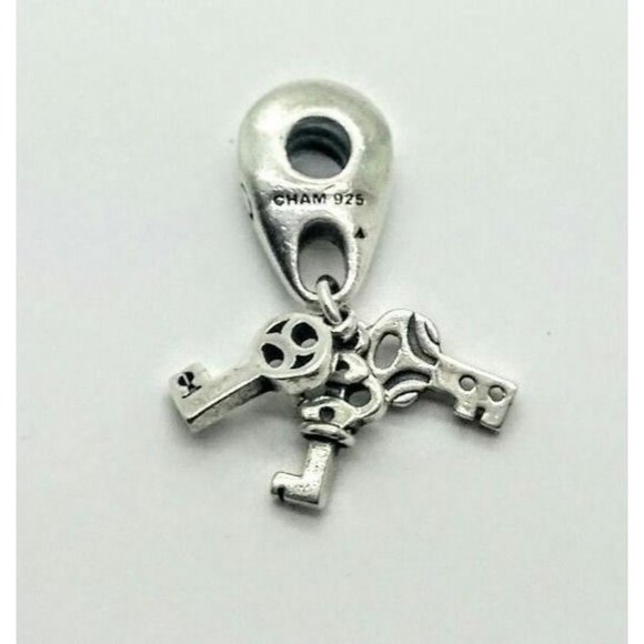 Authentic Chamilia Sterling Silver Hanging Keys of Love Hope & Faith Retired - Picture 3 of 4